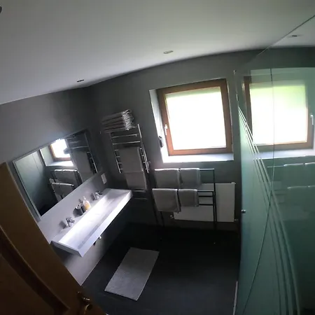 Haus Wolfi Tatil Evi Sautens